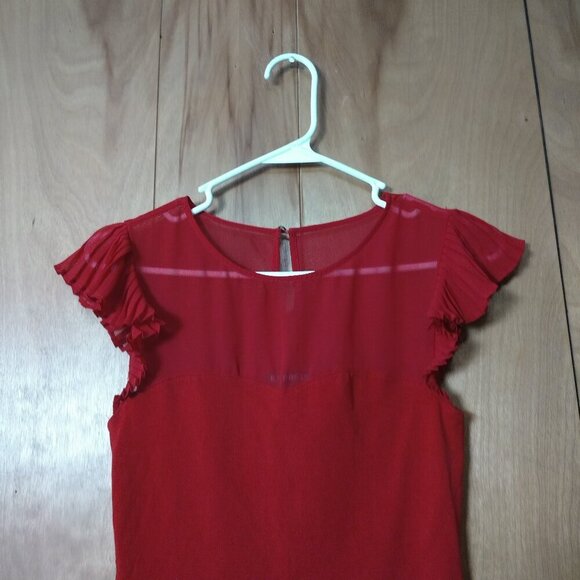 Express Women's XS Red Pleated Short Sleeve Red Pullover Blouse Keyhole Back - Picture 2 of 6
